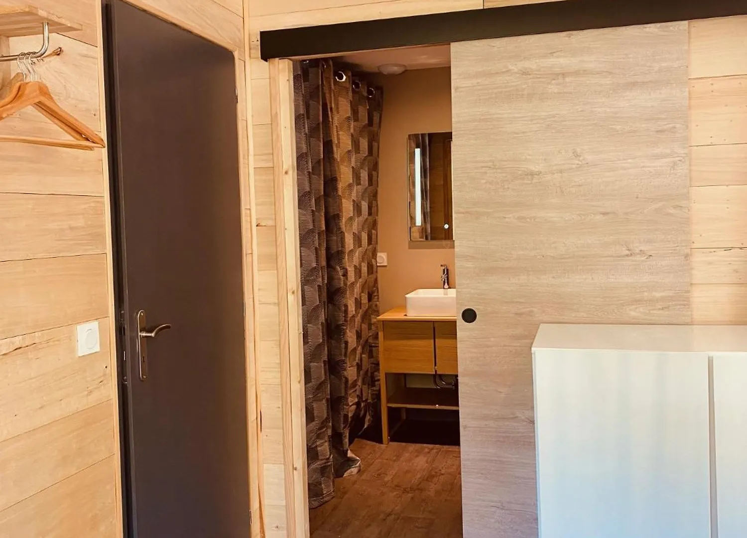 Holiday home Le Milan Et Son Bain Nordique Privatif Villa Camous France